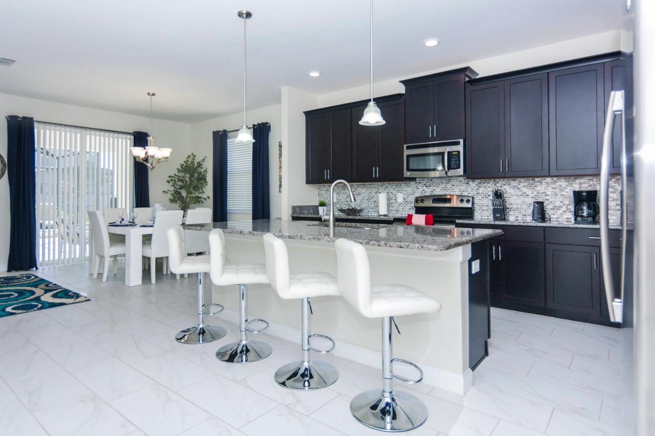 Enchanting Decor Home With Private Pool At Storey Lake Resort Sl4714 Kissimmee Luaran gambar