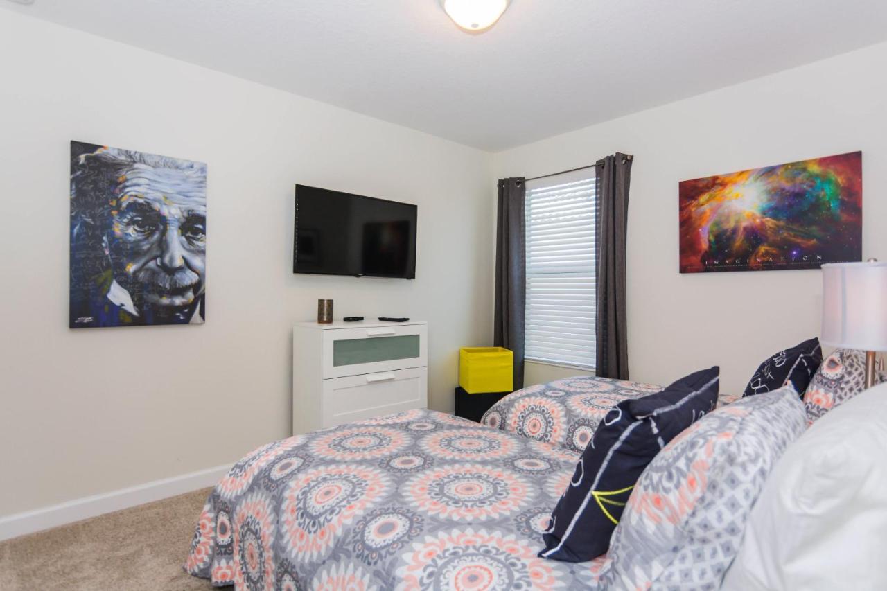 Enchanting Decor Home With Private Pool At Storey Lake Resort Sl4714 Kissimmee Luaran gambar