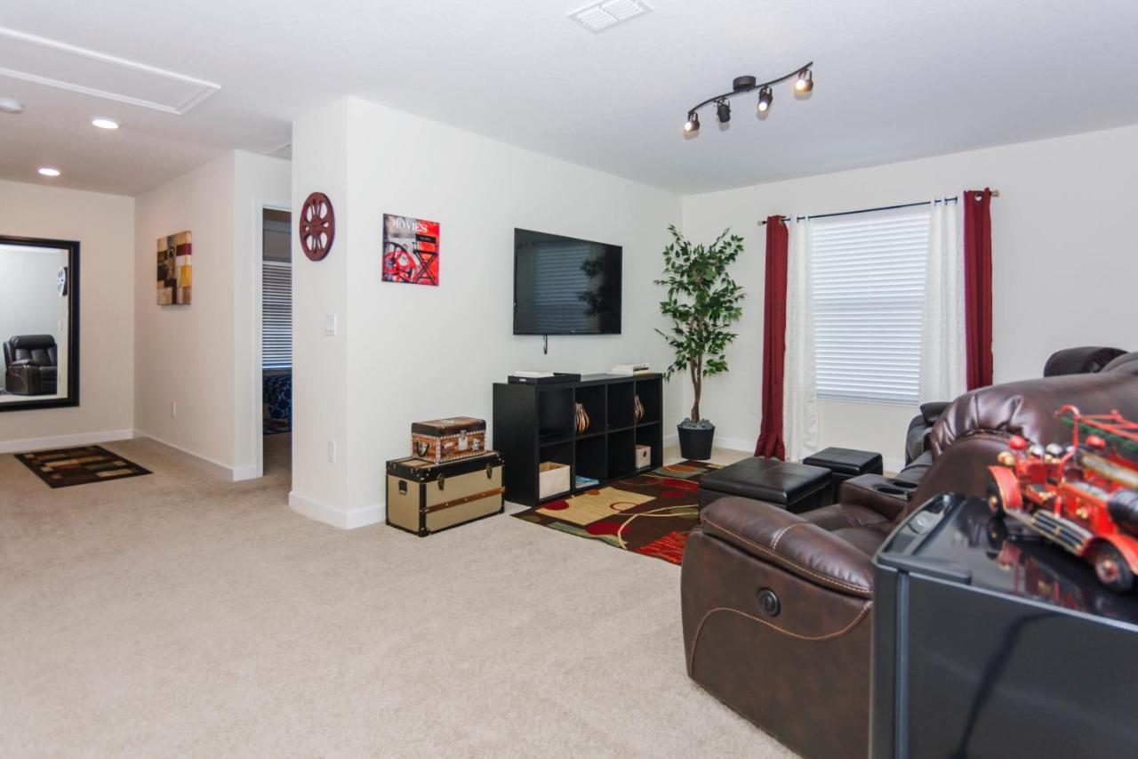 Enchanting Decor Home With Private Pool At Storey Lake Resort Sl4714 Kissimmee Luaran gambar