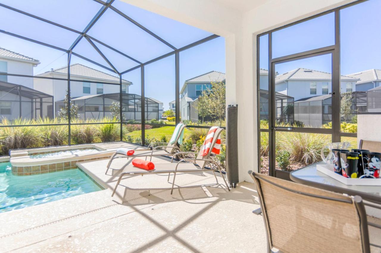 Enchanting Decor Home With Private Pool At Storey Lake Resort Sl4714 Kissimmee Luaran gambar