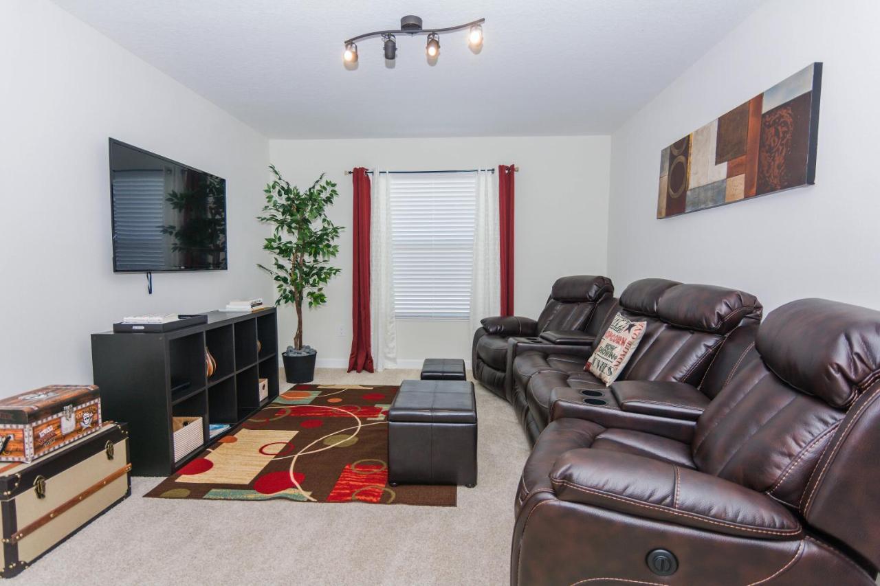 Enchanting Decor Home With Private Pool At Storey Lake Resort Sl4714 Kissimmee Luaran gambar