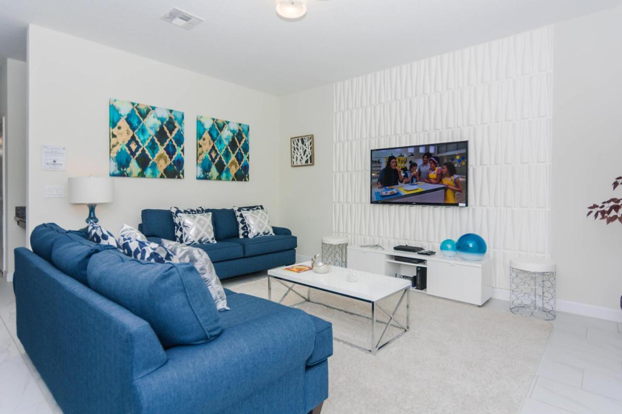 Enchanting Decor Home With Private Pool At Storey Lake Resort Sl4714 Kissimmee Luaran gambar